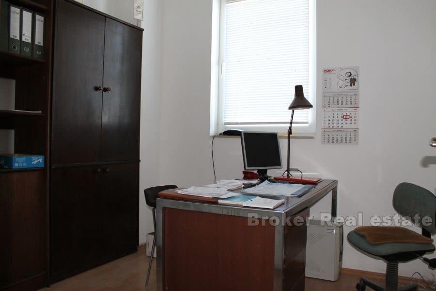 Warehouse on TTTS for rent