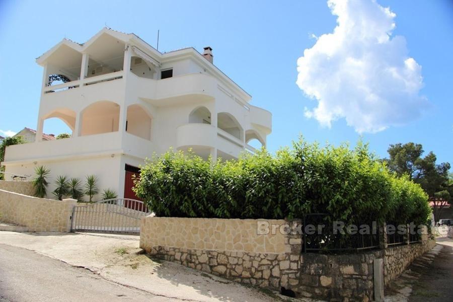 Красивый дом, для продажи