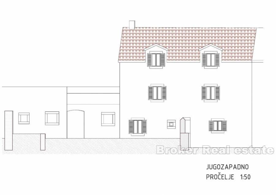 Odnowiony stary dom z kamienia, na sprzedaż