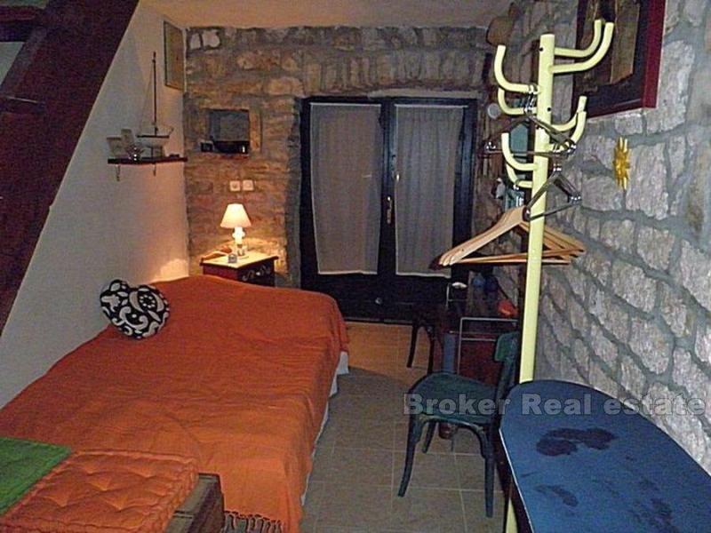 Renoviertes altes Steinhaus, zum Verkauf