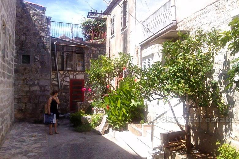 House for renovation, on sale