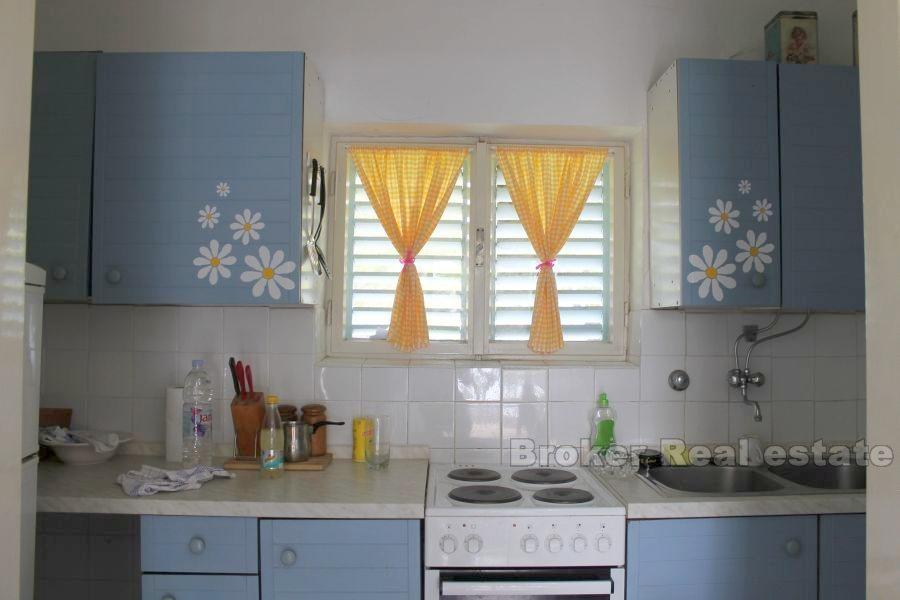 Maison au bord de la mer