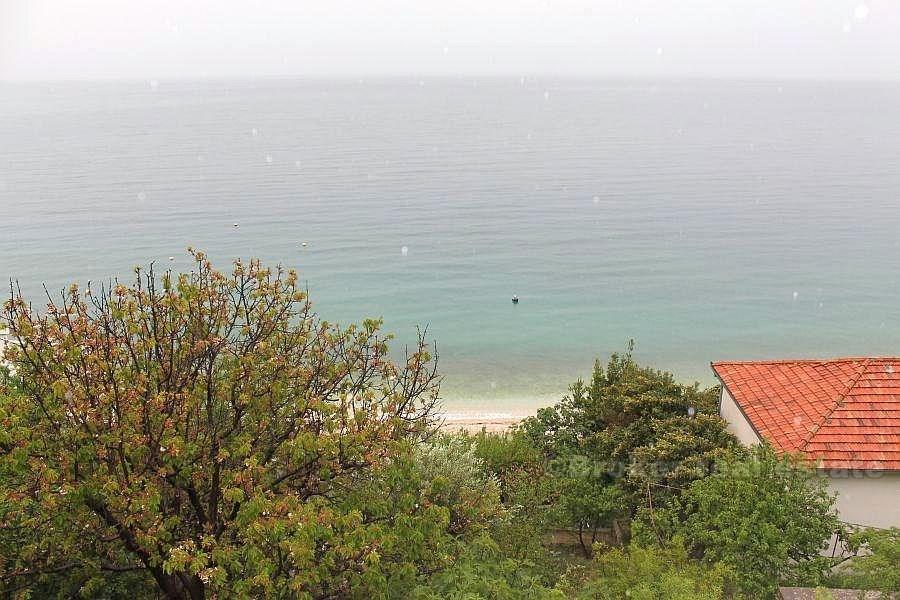 Semi-detached house, beautiful sea view