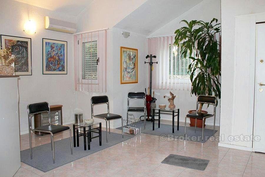 Semi-detached house, beautiful sea view