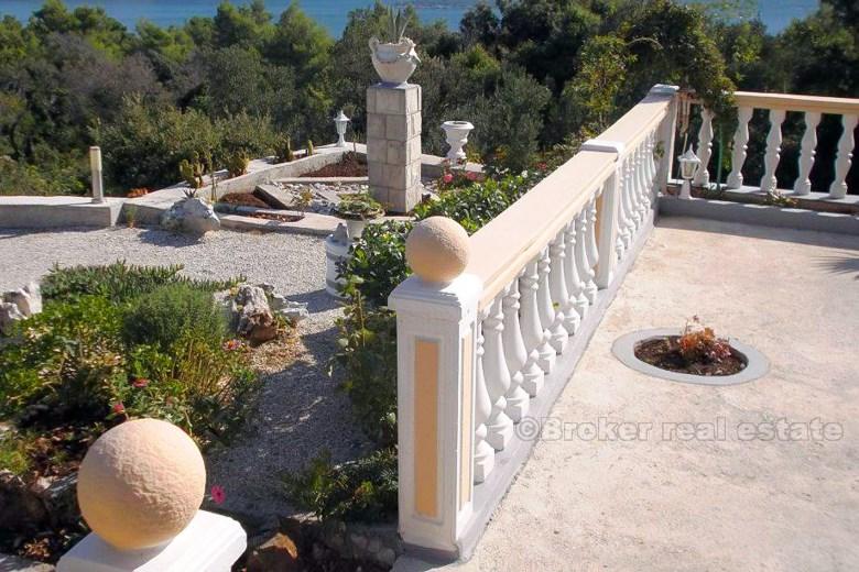 Neu gebaute Villa am Meer, zum Verkauf