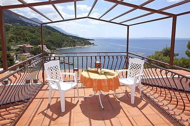 Appartement à deux chambres, à vendre