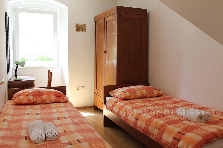 Vecchia casa di pietra