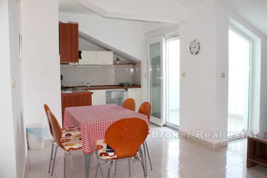 Appartement à deux chambres, à vendre