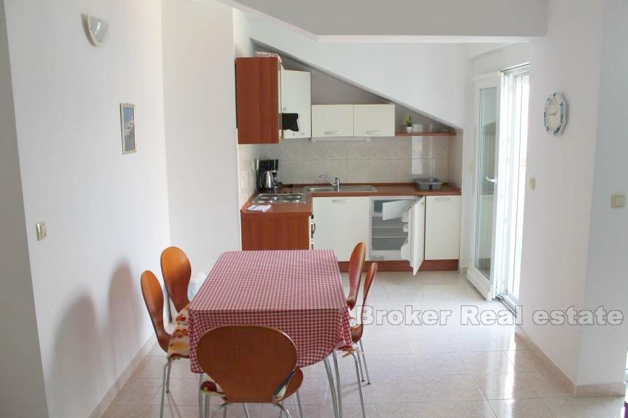 Appartement à deux chambres, à vendre