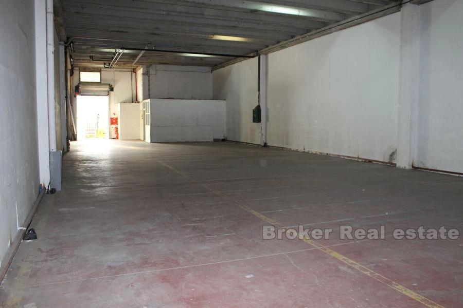 Espace de rangement sur ttts-in, à louer