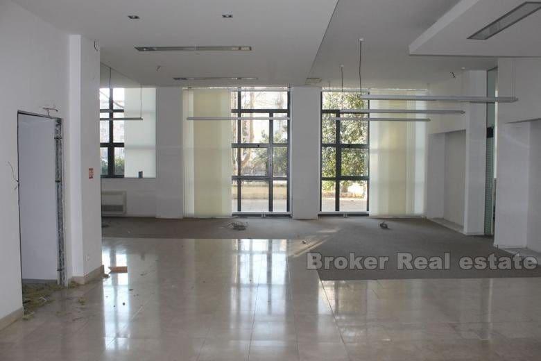Spazio per uffici, in affitto
