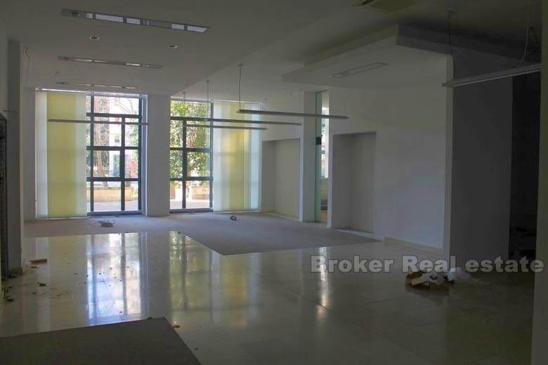 Spazio per uffici, in affitto