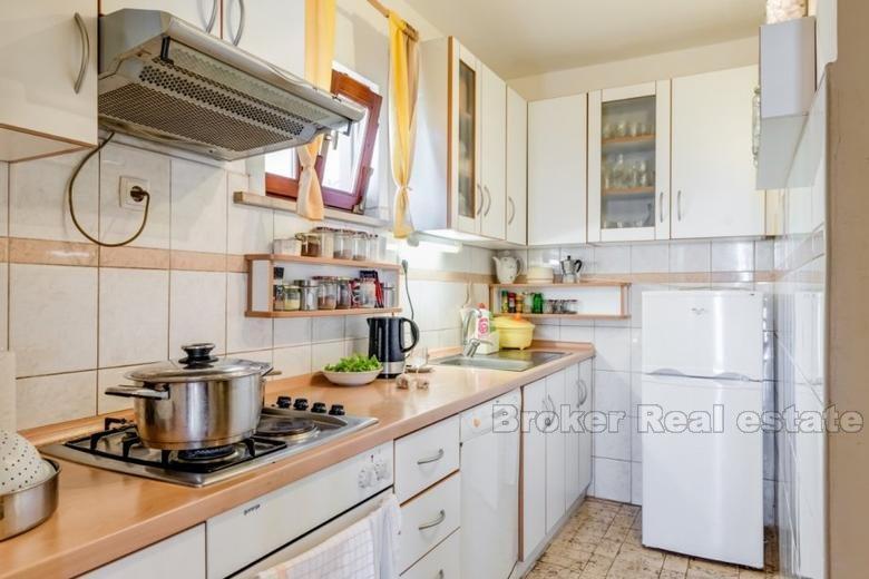 Maison avec vue sur la mer, à vendre