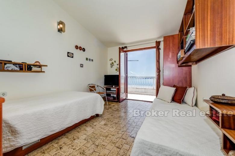 Maison avec vue sur la mer, à vendre