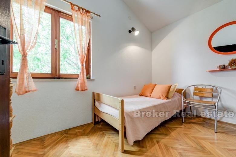 Maison avec vue sur la mer, à vendre