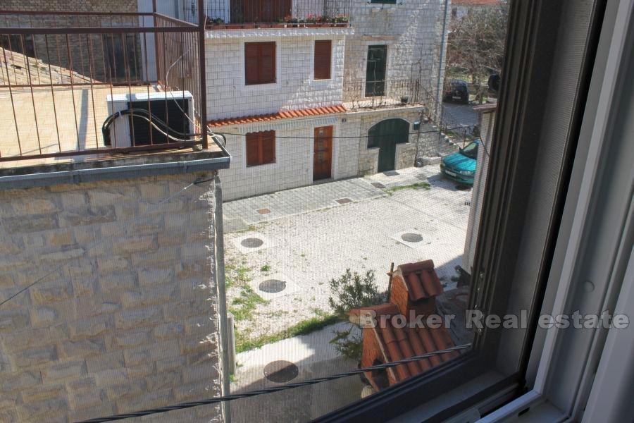 Casa di pietra in vendita, Kaštela