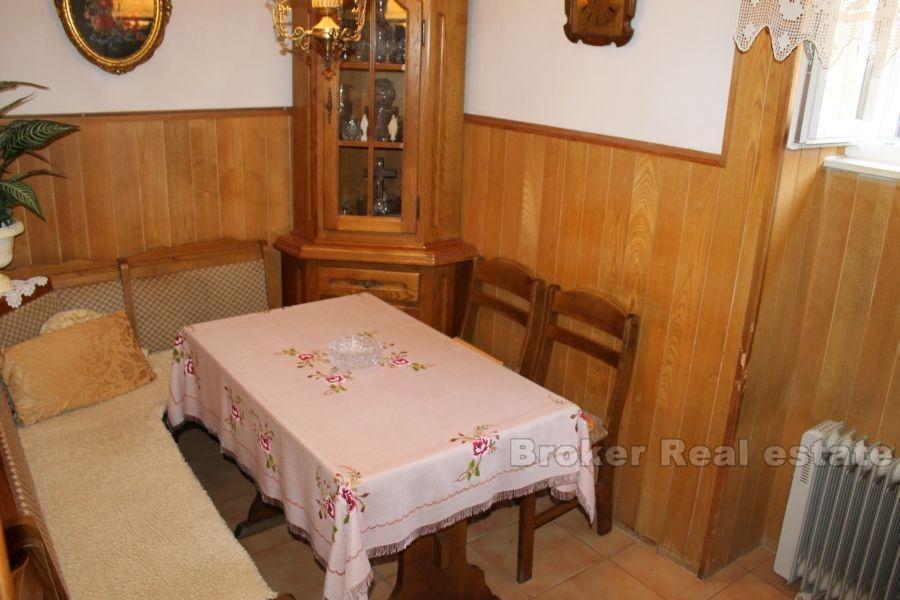 Kamienny dom na sprzedaż, Kaštela