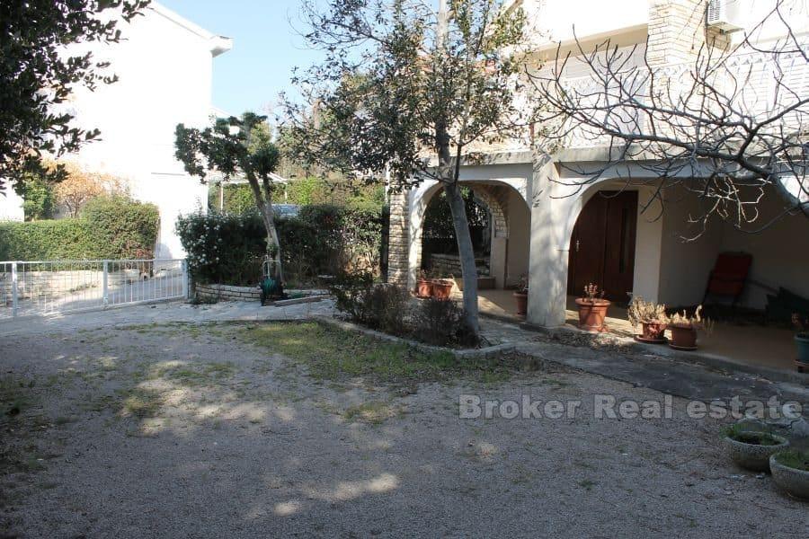 Frittliggende hus til salgs, i nærheten av Šibenik