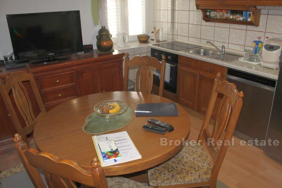 Kamienny dom na sprzedaż, Kaštela