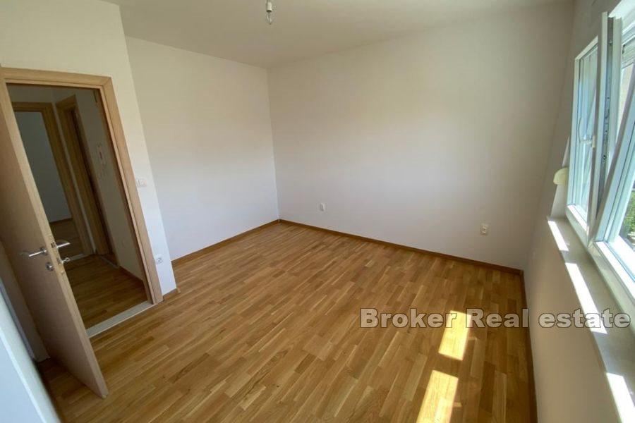 Moderan dvoetažan apartman