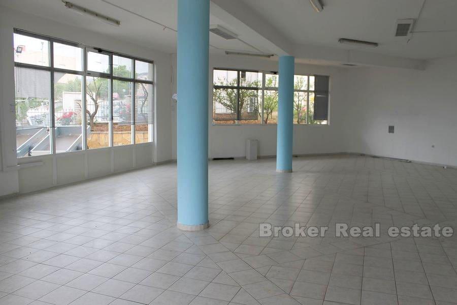 Entrepôt, à vendre