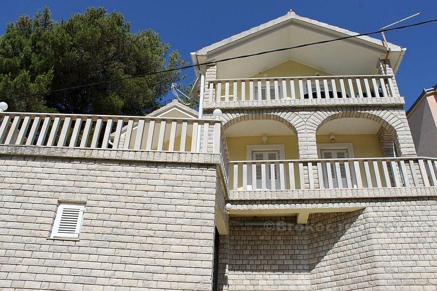 Frittstående hus, til salgs