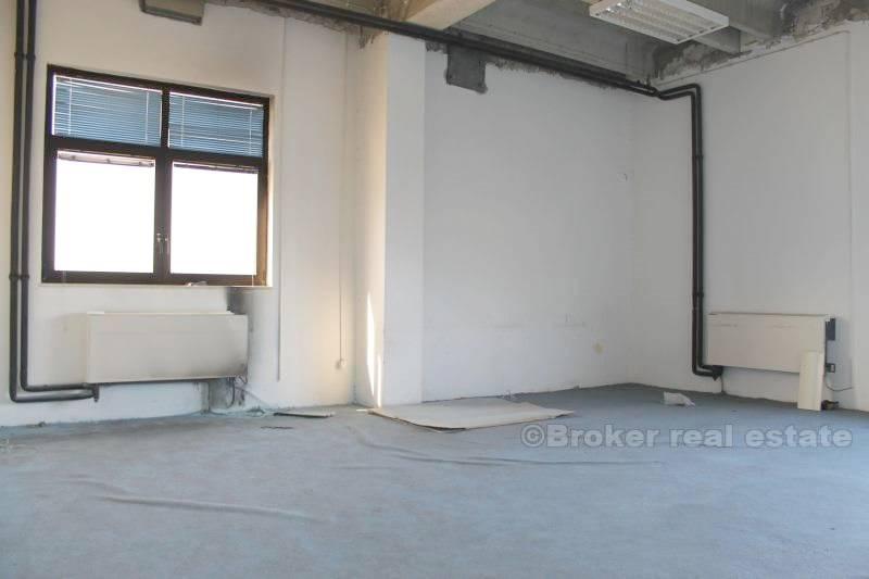 Poslovni prostor za prodaju