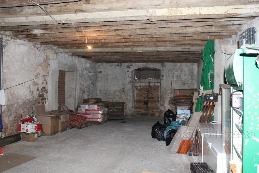 Affärslokal, till försäljning