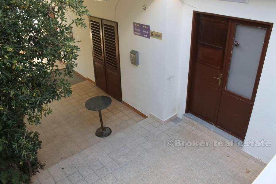 Semi-detached house, for sale