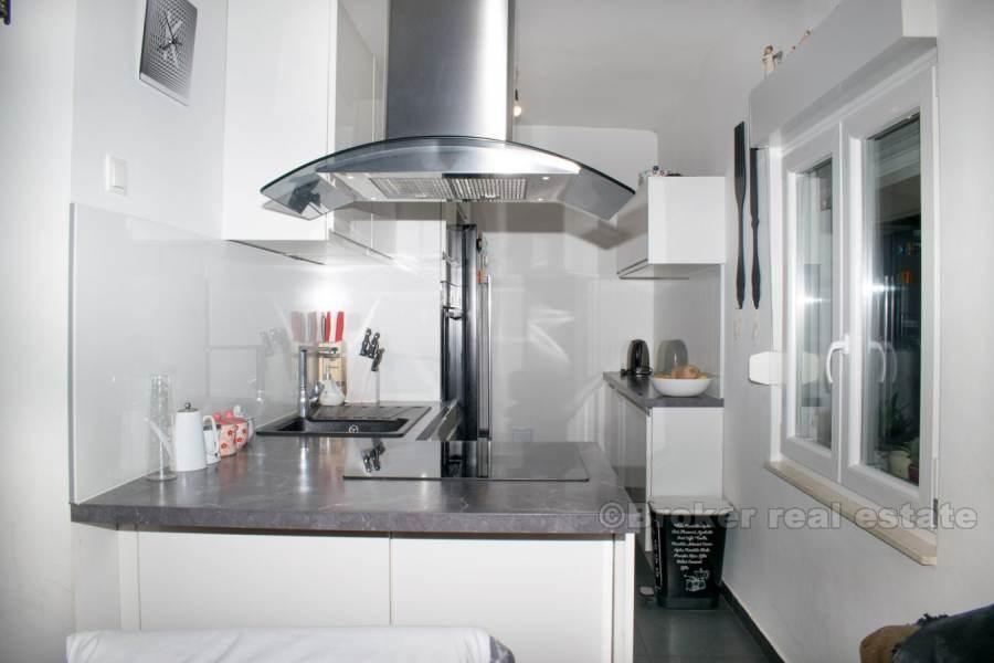 Appartement de deux chambres à coucher, à vendre