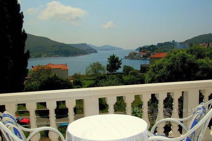 Detached house, for sale