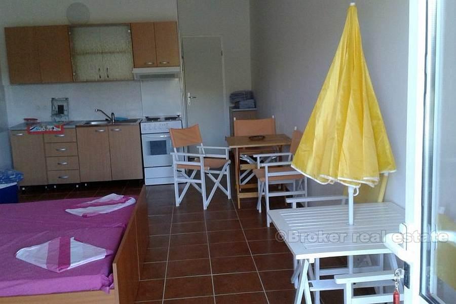 Gemütliche Wohnung mit einem Schlafzimmer, zu verkaufen