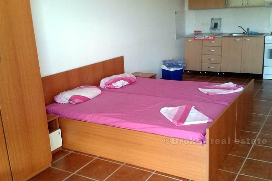 Gemütliche Wohnung mit einem Schlafzimmer, zu verkaufen