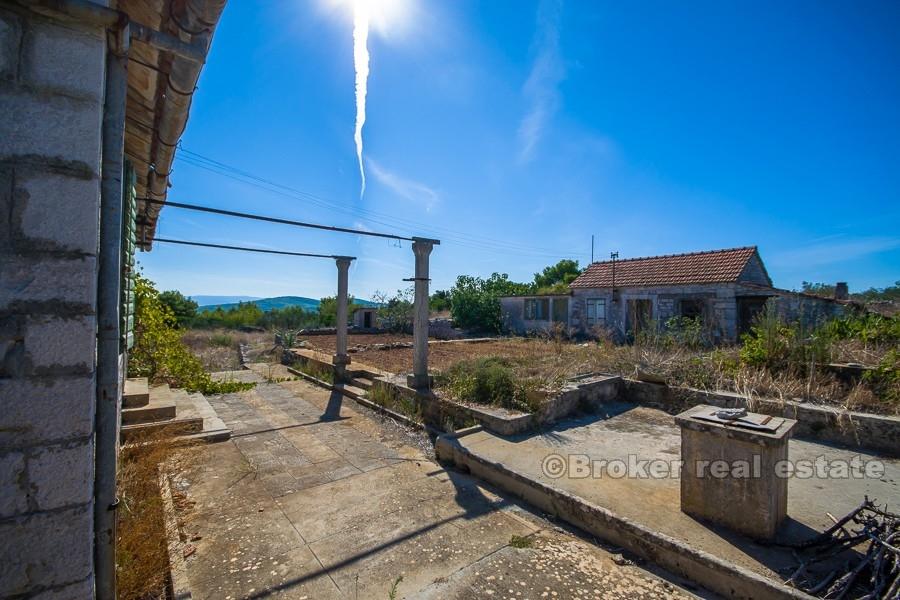 Proprietà con un potenziale enorme, in vendita