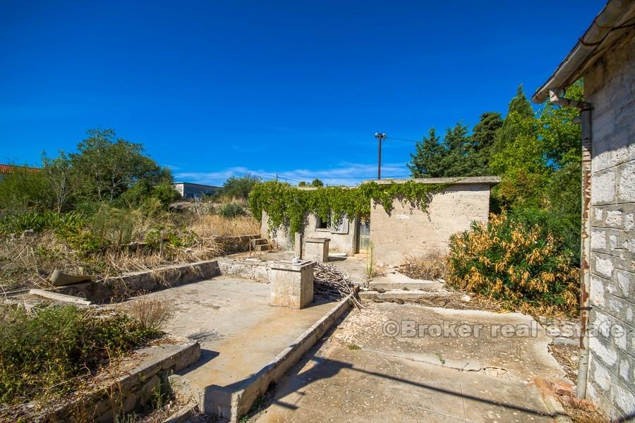 Proprietà con un potenziale enorme, in vendita