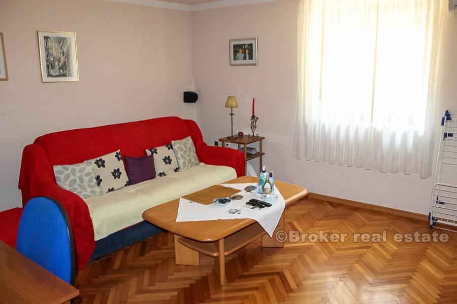 3-комнатная квартира, возле пляжа, для продажи