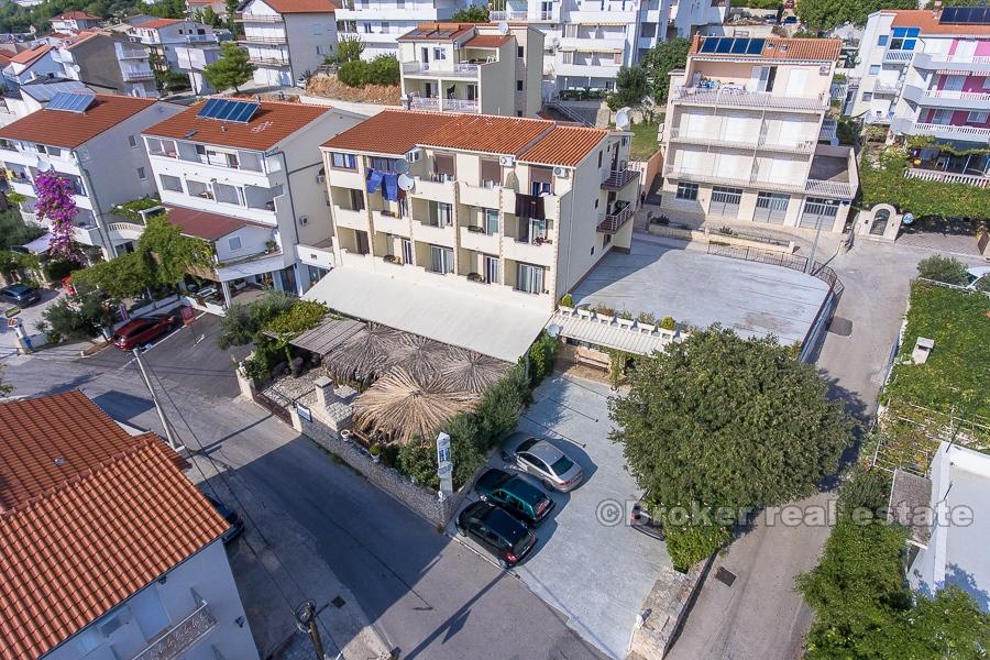 Pansion-restaurant with sea view, for sale