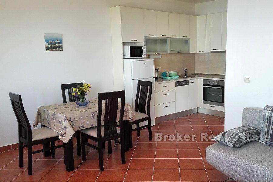 Detached house with sea view, sale