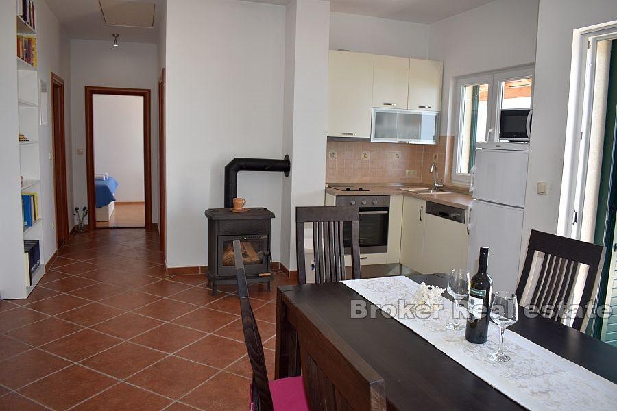 Detached house with sea view, sale