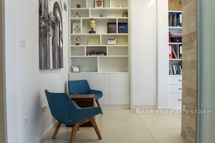 Forretningslokaler, til salgs