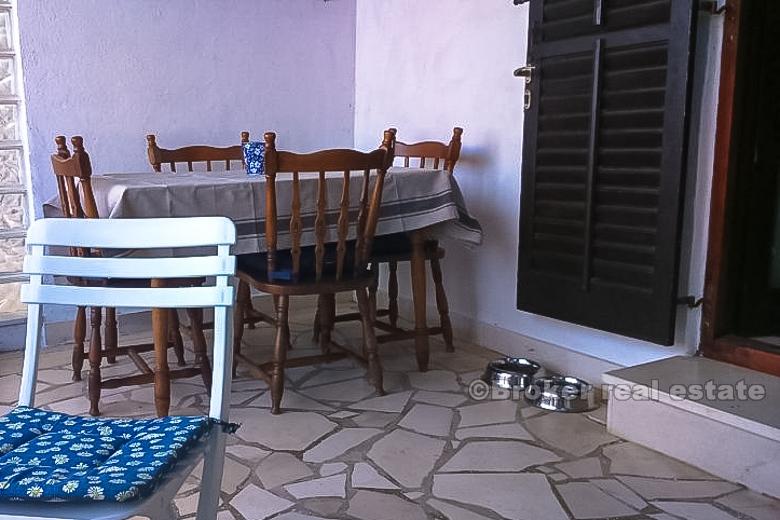 Apartament z ogrodem, na sprzedaż