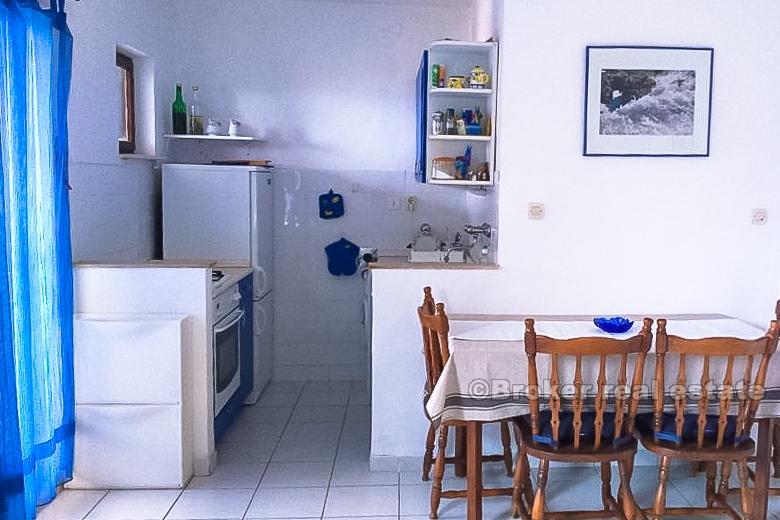Apartament z ogrodem, na sprzedaż