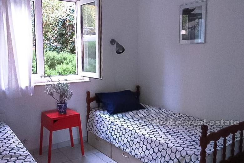 Apartament z ogrodem, na sprzedaż