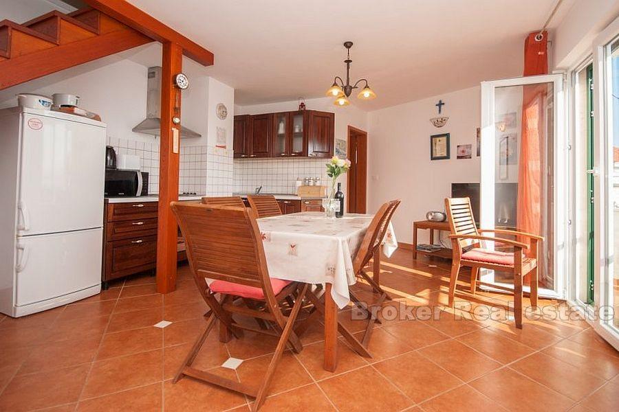 U Omiše, samostatný kamenný dům