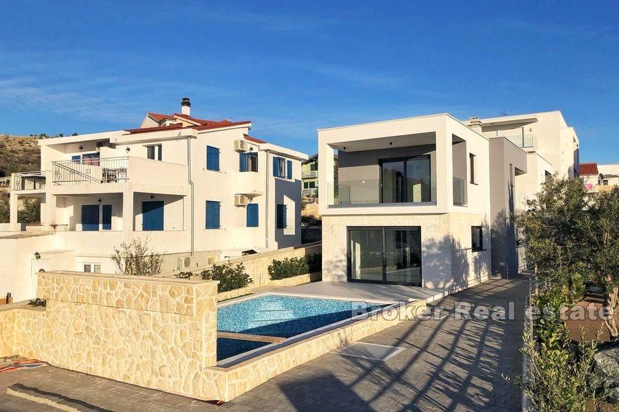 Villa indipendente di nuova costruzione, in vendita
