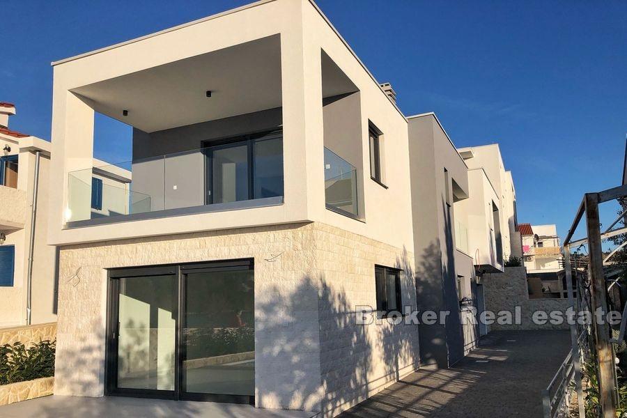 Villa indipendente di nuova costruzione, in vendita