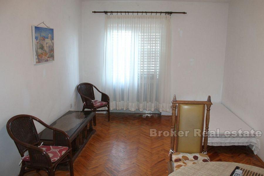 Parhus affärs bostadshus