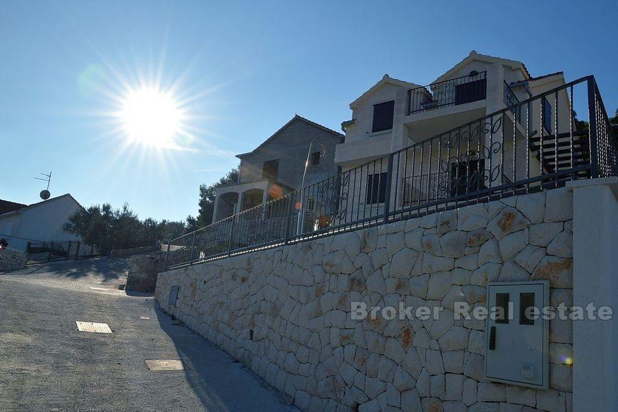 Hus med svømmebasseng