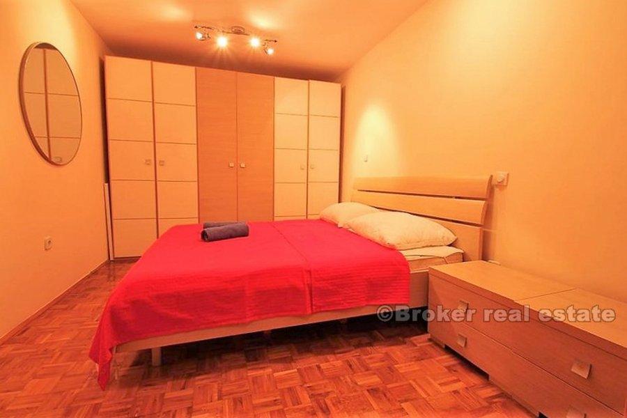 Традиционный каменный дом, продается