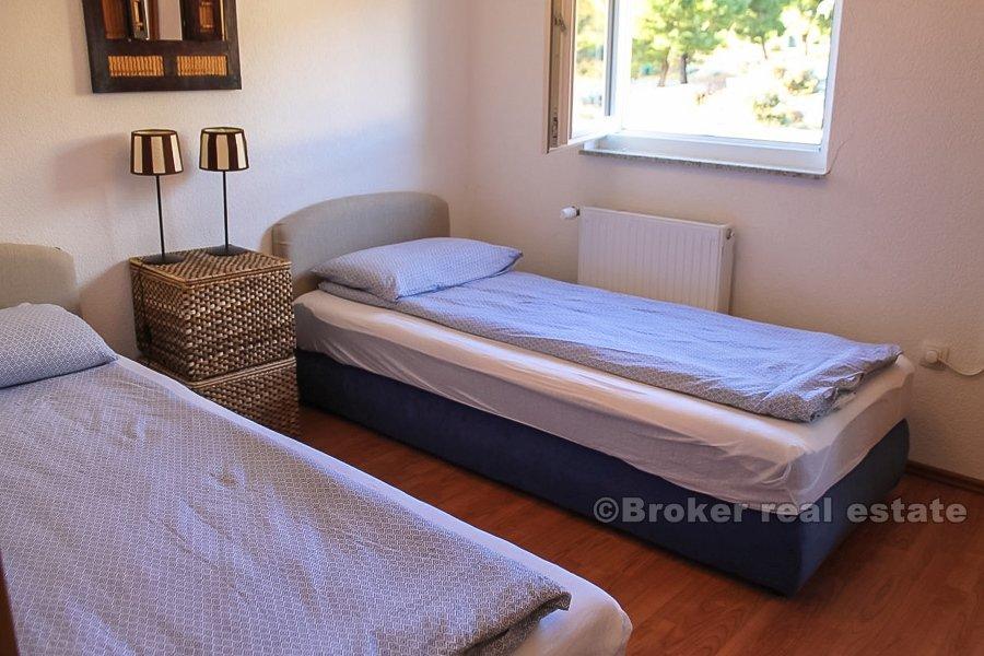 Spacious three bedroom apartment, for sale